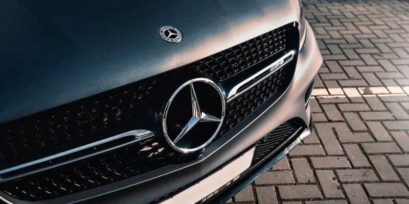 Mercedes