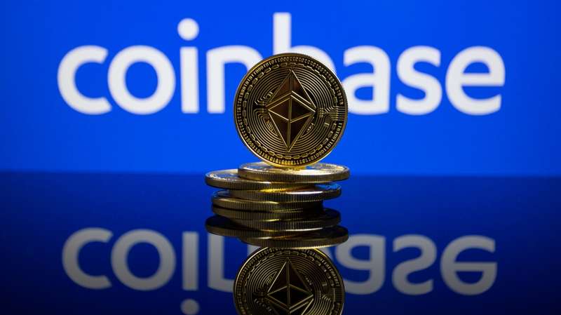 Coinbase revient sur le staking après la charge de la SEC - Coins.fr